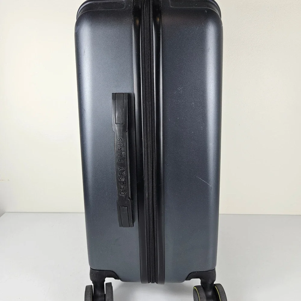 Delsey Paris nwot minor